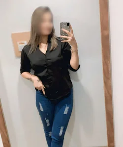 Call Girl Vadodara Renu