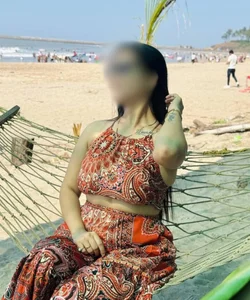 Call Girl Vadodara Riya